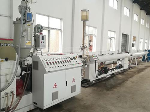 PE管材設(shè)備的種類特點及用途