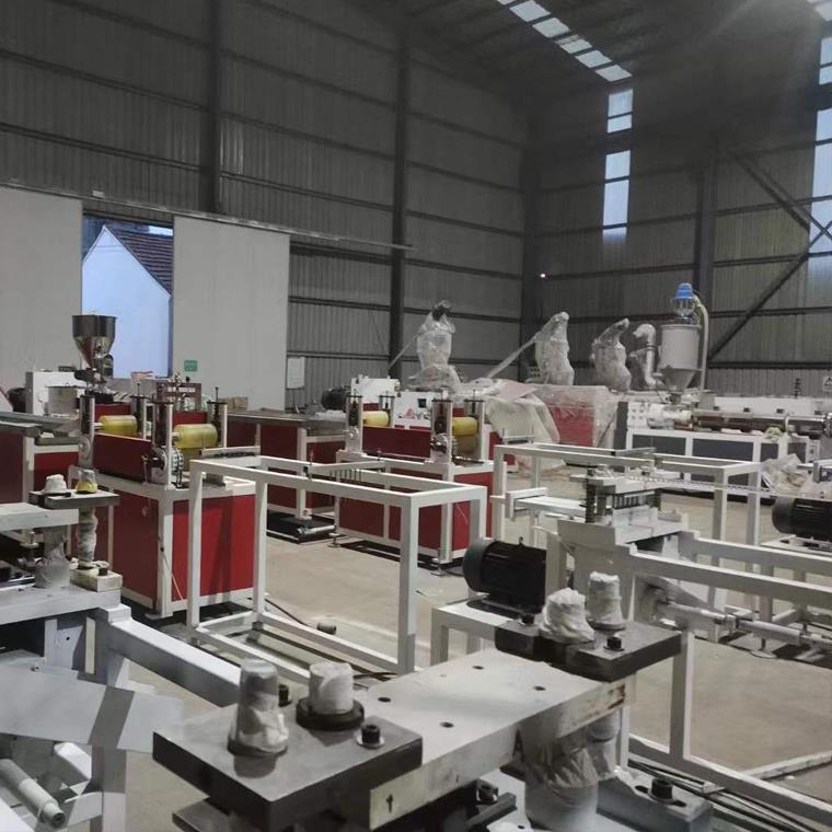 PVC護角生產線的設備組成有什么