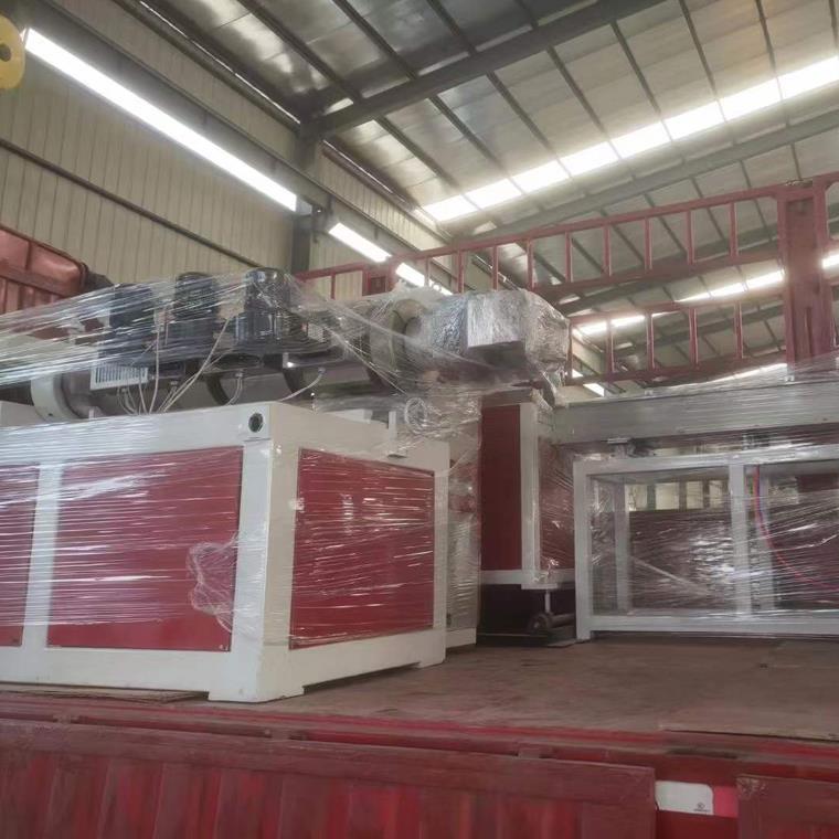 使用PE管材生產(chǎn)線應(yīng)注意什么？