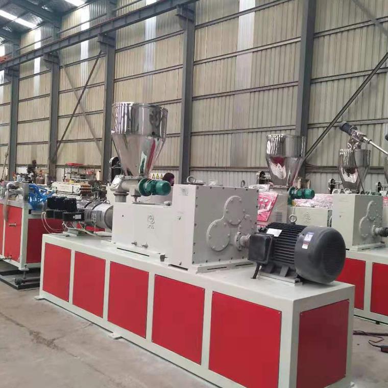 塑料管材設(shè)備的應(yīng)用優(yōu)勢有哪些？