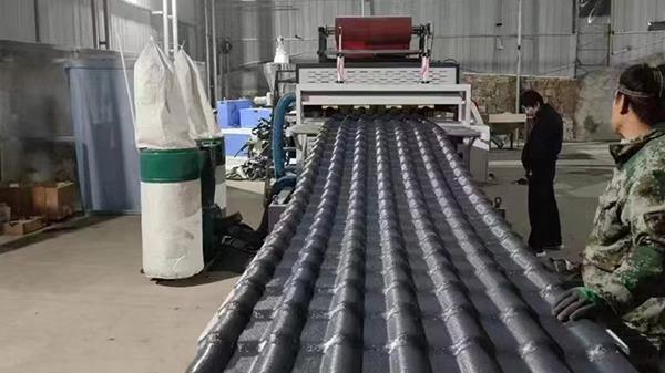 pvc波浪瓦生產設備