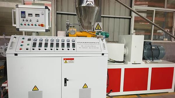 工業線槽生產設備